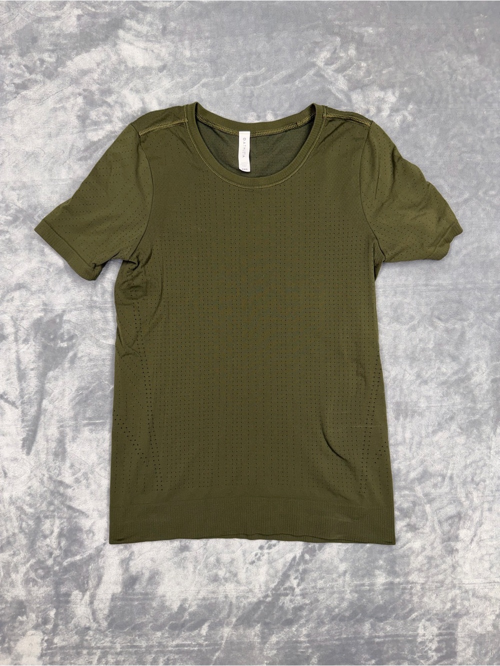 Athleta Olive Performance Crew Short Sleeve Tee